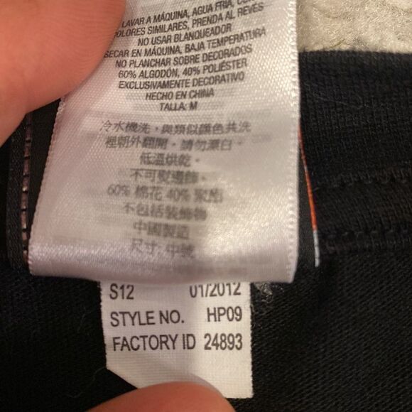 VTG 2012 Harley Davidson 3 button Kenosha WI tee size M in EUC Embroidered Logo - Picture 6 of 9